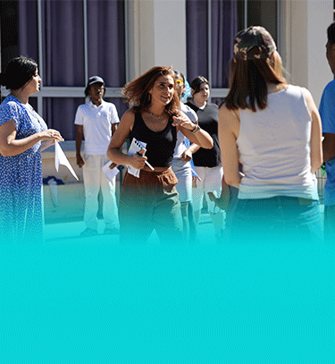 header qui sommes-nous mobile