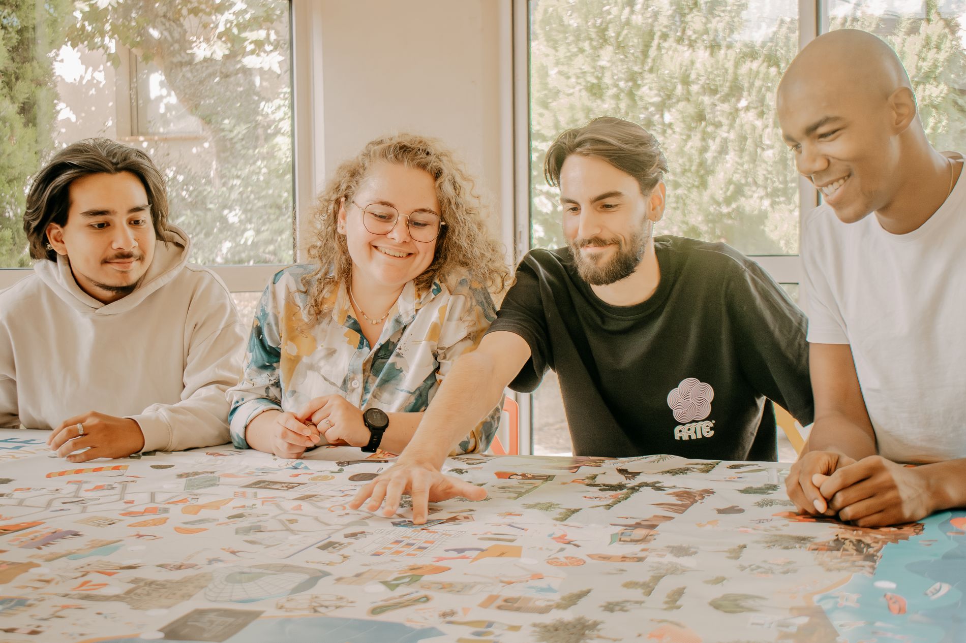 Groupe en formation avec jeux éducatifs