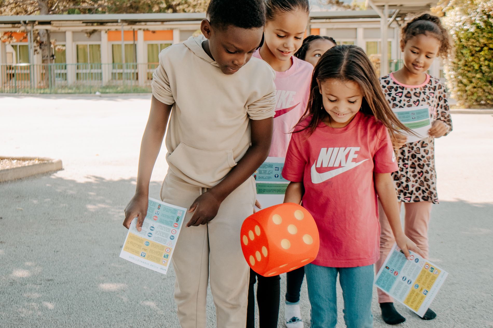 jeu éducatif enfant - sécurité routière - Synergie family